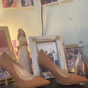 Jessica Simpson Tan Heels